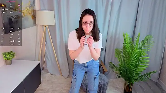 DoraWhitrock online show from March 2026 03:34:01 AM