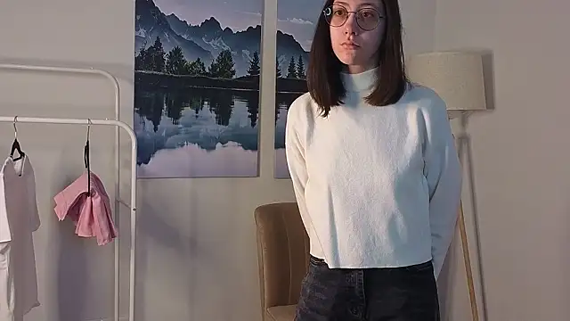 DoraWhitrock online show from February 2026 06:49:01 AM