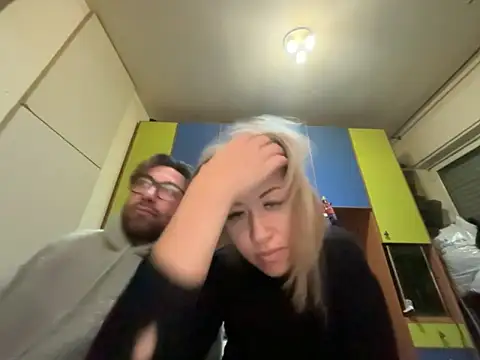 Snapshot of neutro1122 chatting on February 2026 11:38:01 PM neutro1122 online show from February 2026 11:38:01 PM