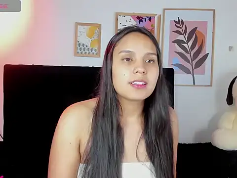 ashley smmith online show from March 2026 03:33:01 AM