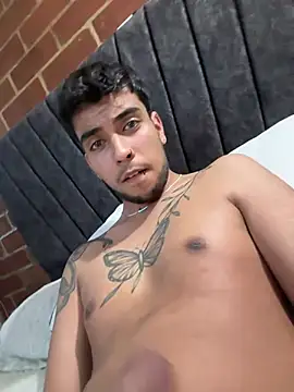 juanmadrd online show from February 2026 10:45:02 PM