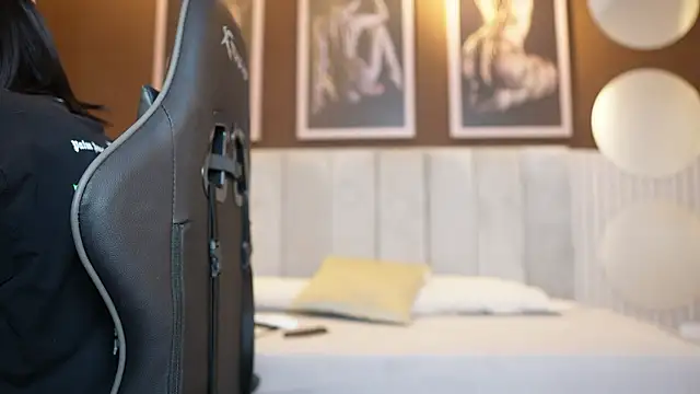 mekari fox online show from March 2026 05:20:01 PM