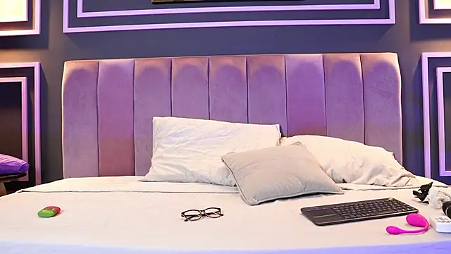 mekari fox online show from April 2026 07:09:01 PM