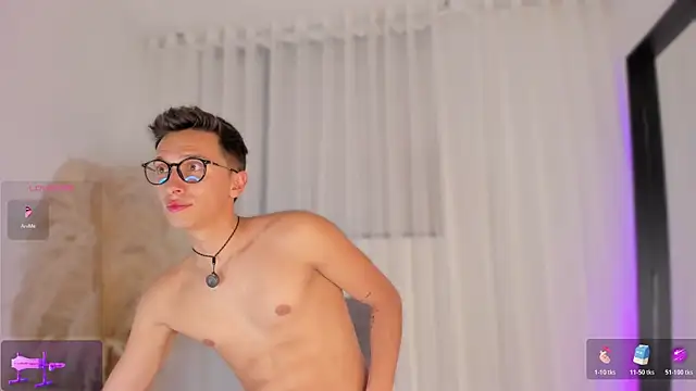 Thiago Jones1 online show from June 2026 01:27:02 AM