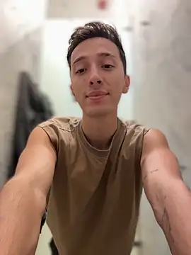 Thiago Jones1 online show from March 2026 06:37:02 PM