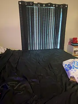 wavywavy12 online show from April 2026 11:44:02 PM