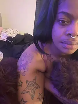 wavywavy12 online show from February 2026 12:28:02 PM