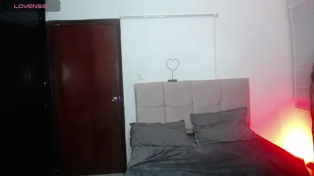 Aura cute  online show from June 2026 03:07:02 AM