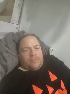 elcaste69 online show from March 2026 04:10:01 PM