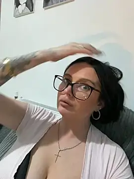 Grizzlybrizzles online show from March 2026 08:41:02 PM