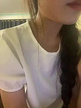 Snapshot of Rio-cute chatting on June 2026 05:19:01 PM Rio-cute online show from June 2026 05:19:01 PM