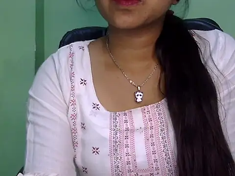 cute momo love online show from March 2026 05:55:02 AM