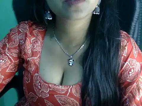 cute momo love online show from March 2026 05:09:01 AM