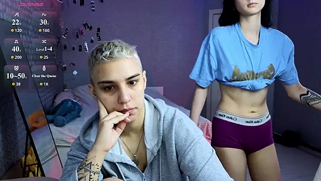LuxuryLoverss online show from May 2026 11:13:02 AM