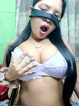 Turshaio online show from April 2026 06:11:02 PM