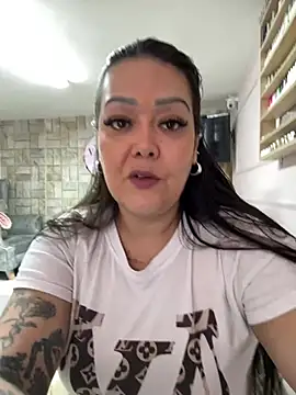 violeta delavega online show from June 2026 06:45:02 PM