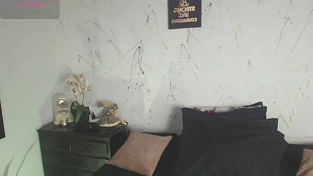 violeta delavega online show from May 2026 01:37:02 AM