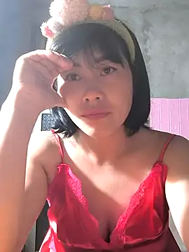 juicy-milu online show from May 2026 07:03:02 PM