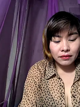 juicy-milu online show from March 2026 11:50:01 AM