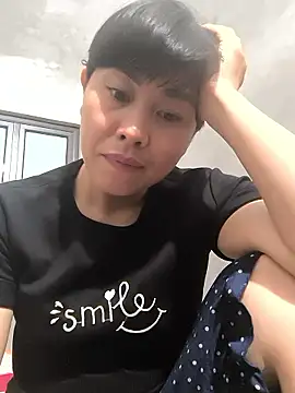 juicy-milu online show from June 2026 01:53:01 PM