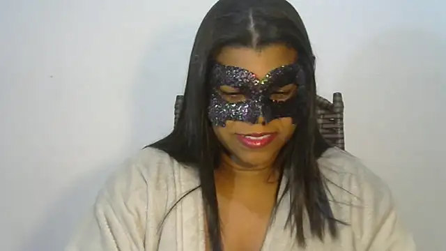 negraiza online show from June 2026 10:20:01 PM