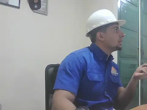 Snapshot of Jaramill07 chatting on March 2026 12:01:02 PM Jaramill07 online show from March 2026 12:01:02 PM