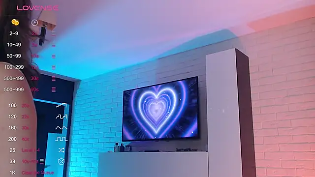 Jade Amore online show from March 2026 11:18:01 AM