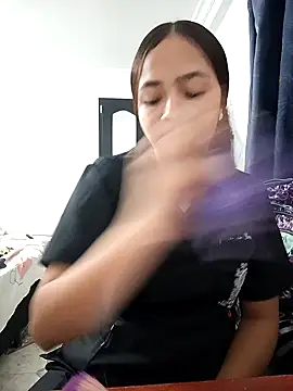 Sexy cloe outdoors online show from March 2026 11:41:01 PM