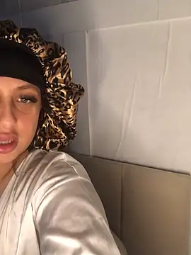 mayawesttt online show from March 2026 11:05:01 AM