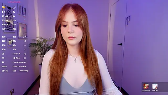 Elle Funning online show from May 2026 07:25:01 PM