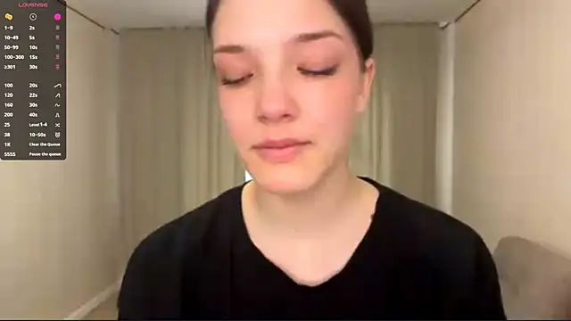 Carolini i online show from March 2026 11:00:02 AM