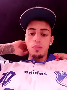 Snapshot of Cristianramos199 chatting on March 2026 04:40:02 PM Cristianramos199 online show from March 2026 04:40:02 PM