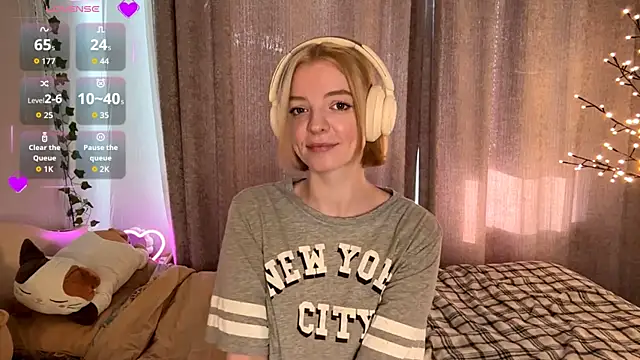 Snapshot of Marry_Sornatiko chatting on May 2026 03:45:02 PM Marry Sornatiko online show from May 2026 03:45:02 PM