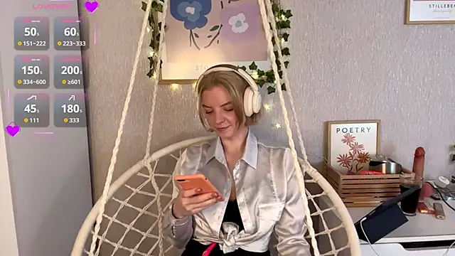 Snapshot of Marry_Sornatiko chatting on May 2026 03:12:02 PM Marry Sornatiko online show from May 2026 03:12:02 PM