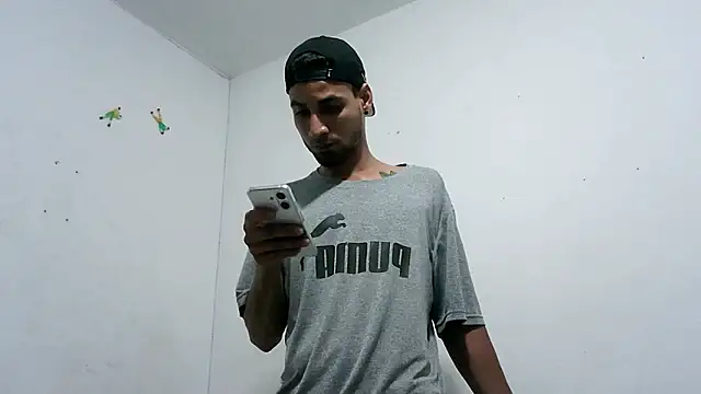 Couplesweethot online show from April 2026 07:52:01 PM