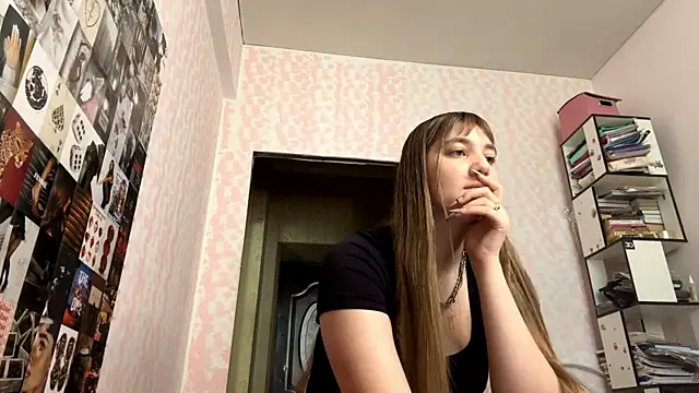 JanineThielman online show from June 2026 06:29:01 AM