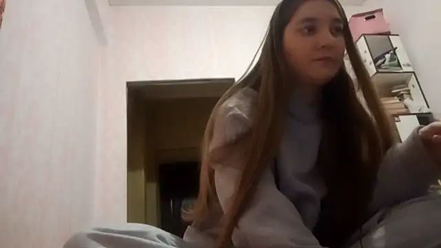 JanineThielman online show from April 2026 03:15:02 PM