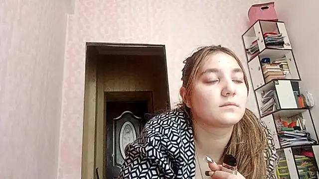 Snapshot of JanineThielman chatting on April 2026 09:11:01 AM JanineThielman online show from April 2026 09:11:01 AM