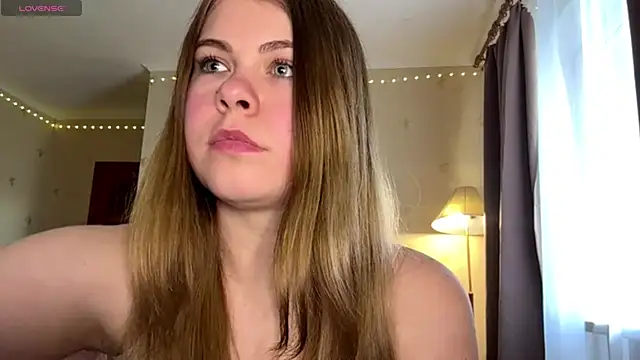 Amy Maev online show from May 2026 01:15:01 PM