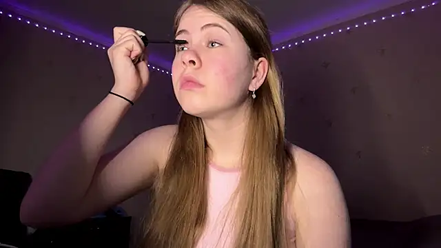 Amy Maev online show from March 2026 03:08:02 AM