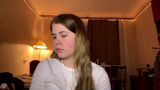 Snapshot of Amy_Maev chatting on February 2026 04:01:02 AM Amy Maev online show from February 2026 04:01:02 AM