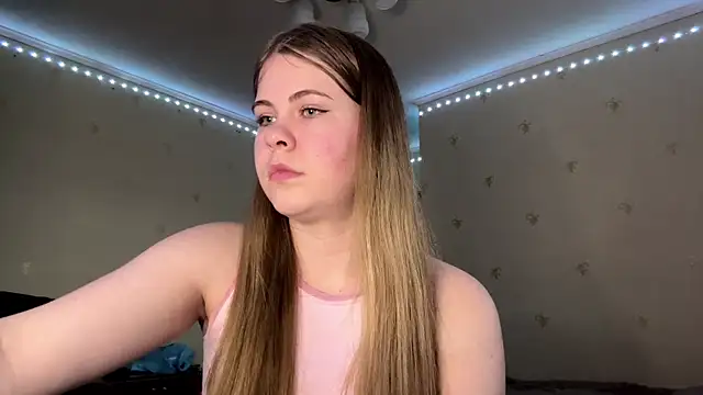 Amy Maev online show from March 2026 02:18:01 PM