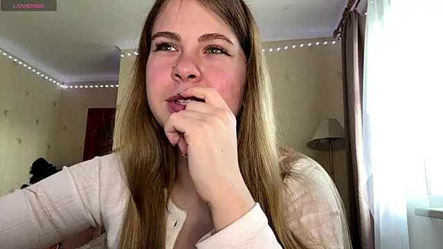 Amy Maev online show from April 2026 11:05:02 AM