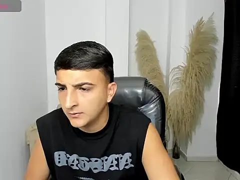 oliver kooper21 online show from February 2026 12:49:01 PM