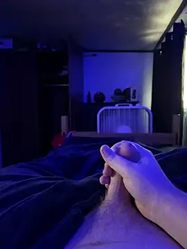 J0ey23 online show from February 2026 07:48:01 PM