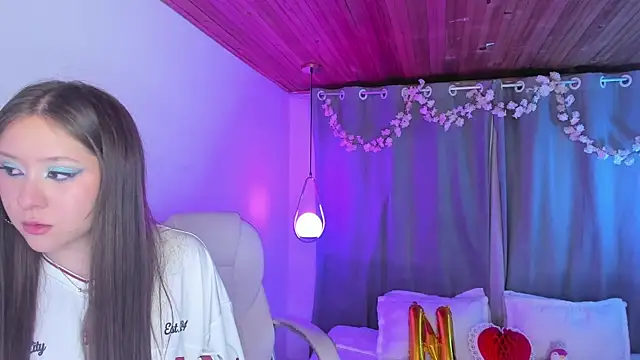 NixieSterling online show from May 2026 01:09:01 AM