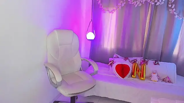 NixieSterling online show from April 2026 10:36:02 PM