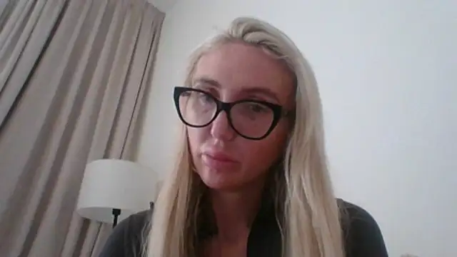 Snapshot of kinkykara25 chatting on April 2026 10:41:01 AM kinkykara25 online show from April 2026 10:41:01 AM