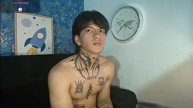 Snapshot of Tessarion_Black chatting on June 2026 03:45:01 AM Tessarion Black online show from June 2026 03:45:01 AM