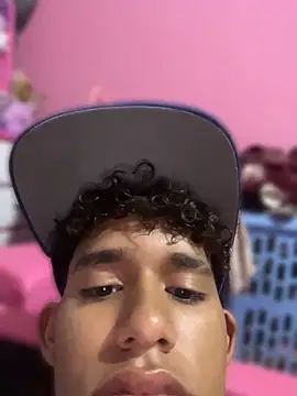 Stickmendez online show from May 2026 11:26:02 PM